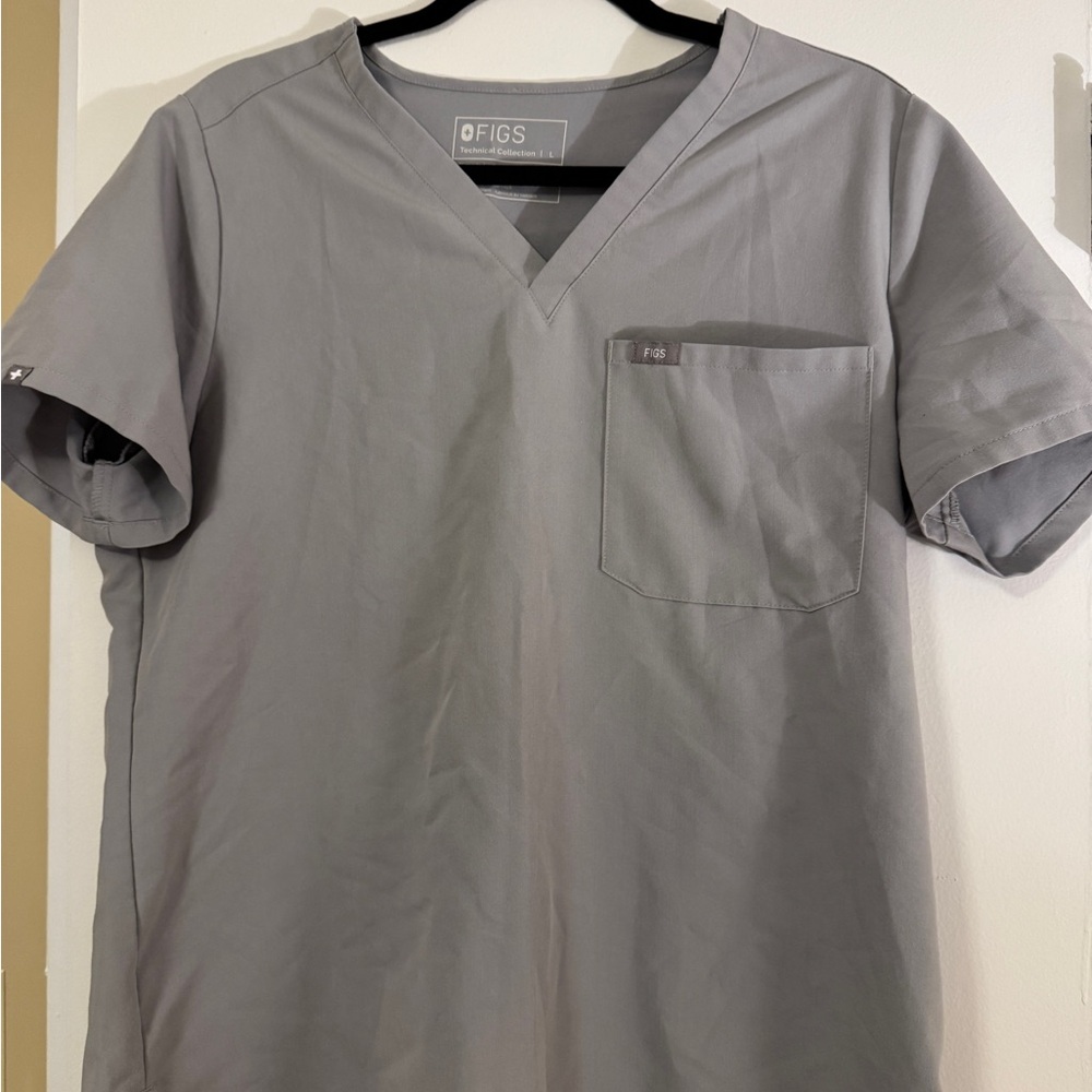 Figs Women's Gray Scrub Top